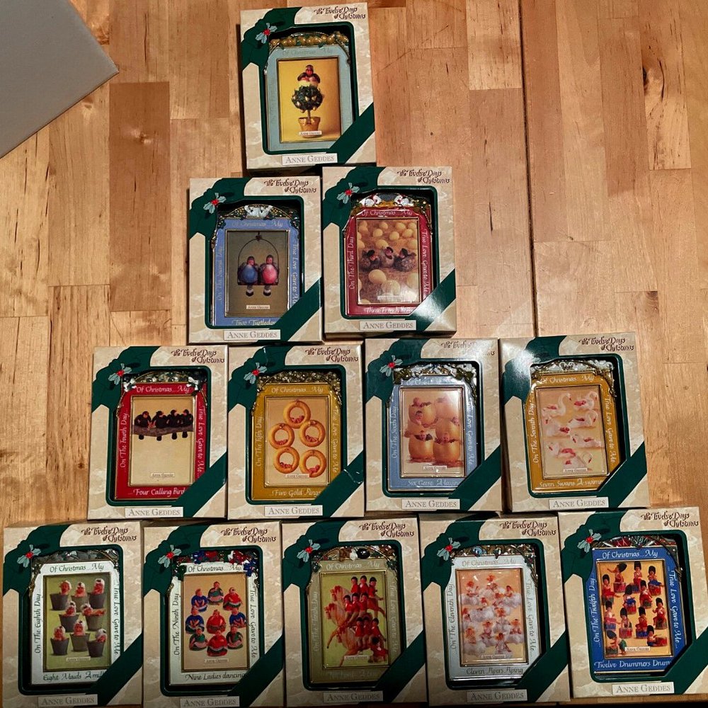 ANNE GEDDES THE 12 DAYS OF CHRISTMAS ORNAMENTS SET OF 12